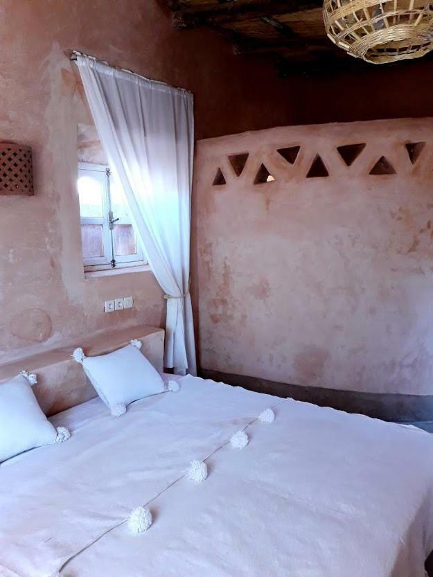 Tigmi Hamid Decouverte Des Traditions Et De La Culture Berbere Ait Benhaddou Exterior foto
