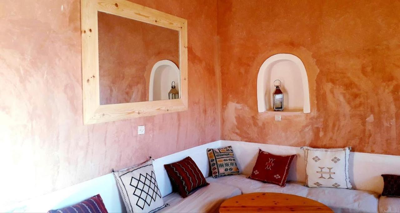 Tigmi Hamid Decouverte Des Traditions Et De La Culture Berbere Ait Benhaddou Exterior foto